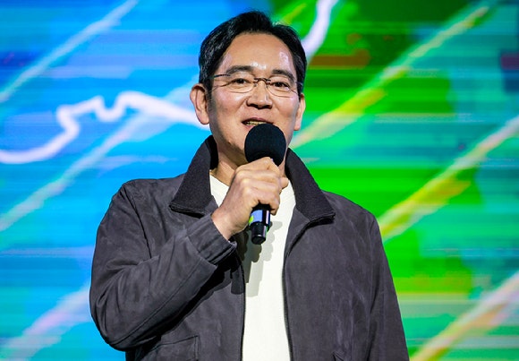 이재용 회장, 생일날 천안사업장 방문해 HBM4 직접 챙겨
