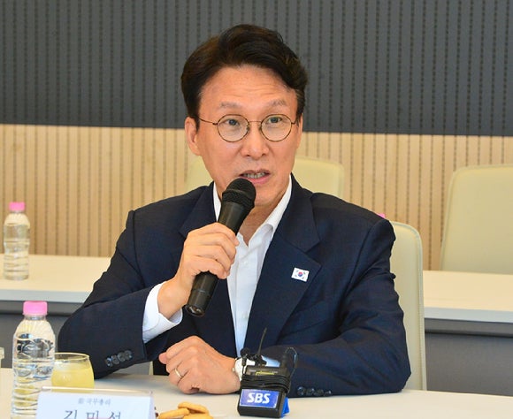 김민석 "지선 결과, 李 표정 관리 안 될 정도"