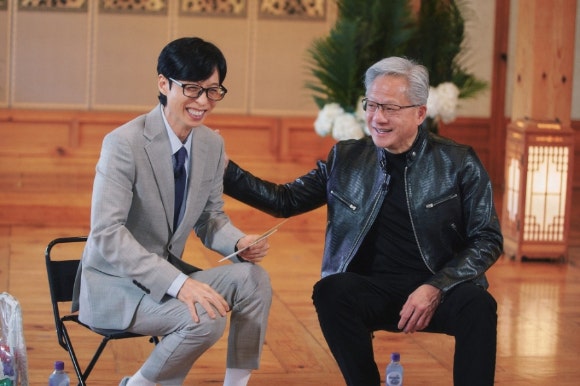 젠슨 황 '가죽재킷' 경매에 나온다⋯낙찰가 9천만원 예상