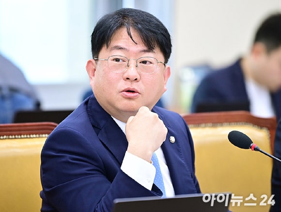 "성과급을 지역화폐로?"⋯법 개정 발의에 반도체 직원들 '술렁'