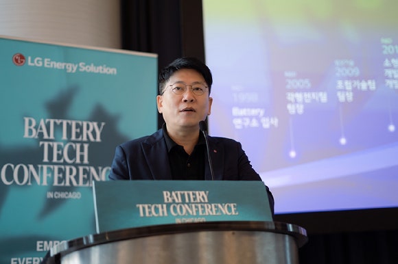 LG엔솔, <b>AI 배전망 ESS</b> 운영사 선정…에너지 플랫폼 확대