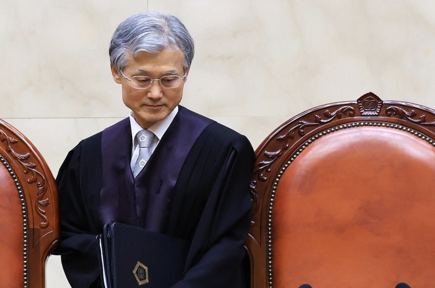조희대 대법원장이 지난 3월 19일 서울 서초구 대법원에서 열린 전원합의체 선고에 입장하고 있다.2026.3.19 [사진=연합뉴스]