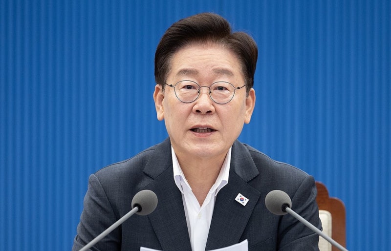 '전대 후유증' 직접 수습나선 李…與 지도부·의원 연쇄 <b>회동</b>
