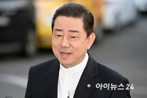 [속보] 11개월째 김병기 <b>수사</b>…<b>수사심의위</b> "1달 내 신속 처리" <b>지시</b>