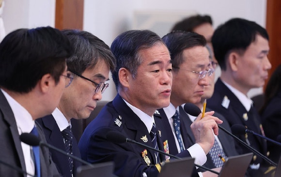 김종철 경찰청장 직무대행이 12일 국회 행정안전위원회 국정감사에서 발언하고 있다.[사진=연합뉴스]