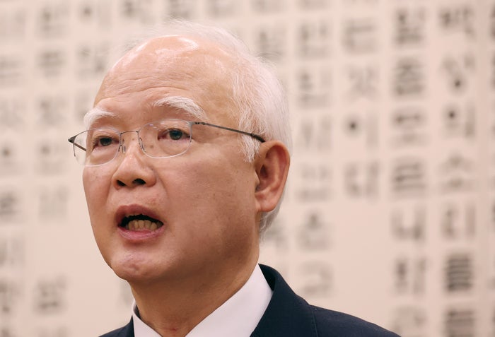 <b>정형식</b> “<b>이재용</b>은 ‘국정농단’ 피해자”라더니··· 청문회 추궁에 “대법...
