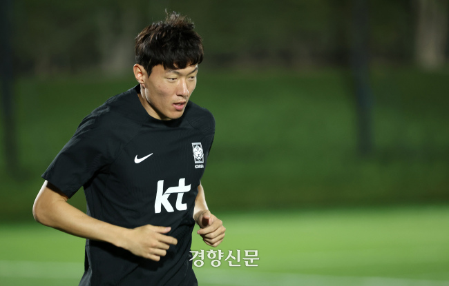 ‘불법촬영 혐의’ <b>황의조</b> 비공개 조사…<b>피해자</b> 측 “거짓말 반복 유감”