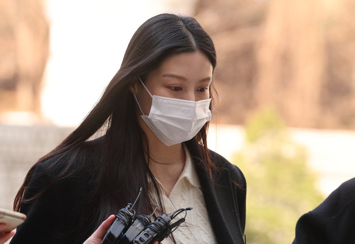 ‘<b>입시비리</b> 혐의’ <b>조민</b>, 1심서 유죄…벌금 1000만원