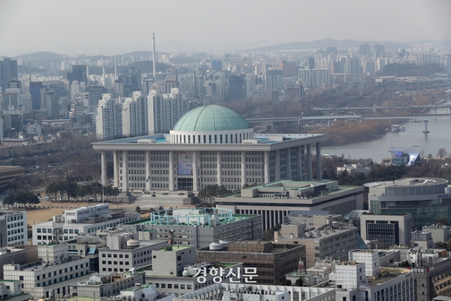 지난 3월4일 촬영한 서울 여의도 국회의사당. 정지윤 선임기자