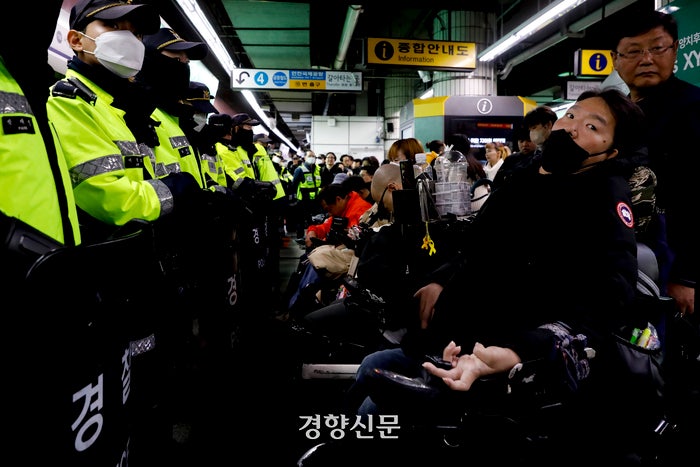 양대노총·전장연··· <b>노동절</b>, 도심 곳곳 <b>집회</b> 열린다