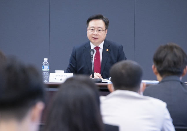 조규홍 보건복지부 장관이 22일 서울 중구 프레스센터에서 열린 기자회견에서 의정갈등, 국민연금 등 복지 현안에 대한 생각을 말하고 있다. 보건복지부 제공