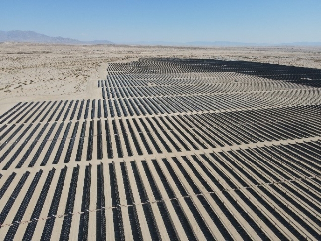 한화큐셀이 완공한 미국 캘리포니아주 소재 태양광 발전소(50MW) 전경. 한화큐셀 제공