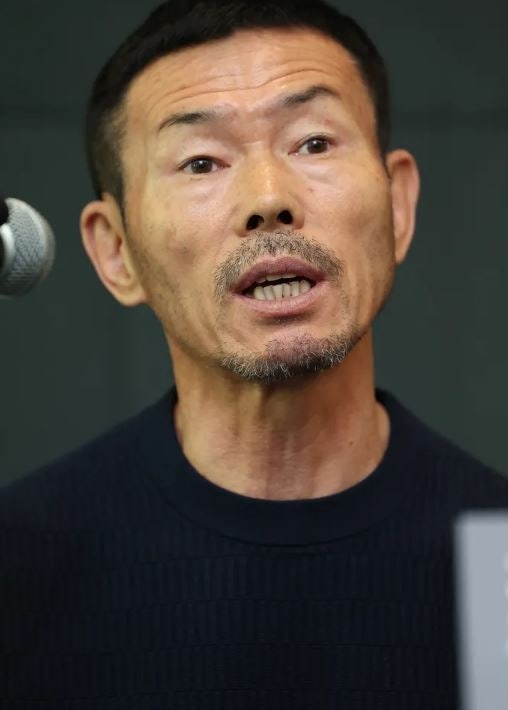 ‘<b>아동학대</b> 혐의’ 피소된 <b>손웅정</b> 감독·코치 2명 첫 <b>검찰</b> 소환조사