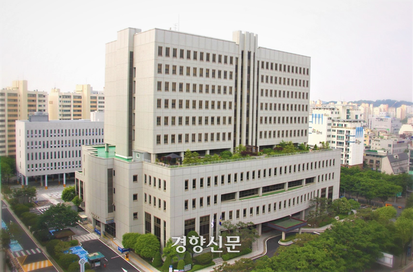 “<b>대통령</b> 누구 찍었냐”···답 못 듣자 <b>택시기사</b> 폭행