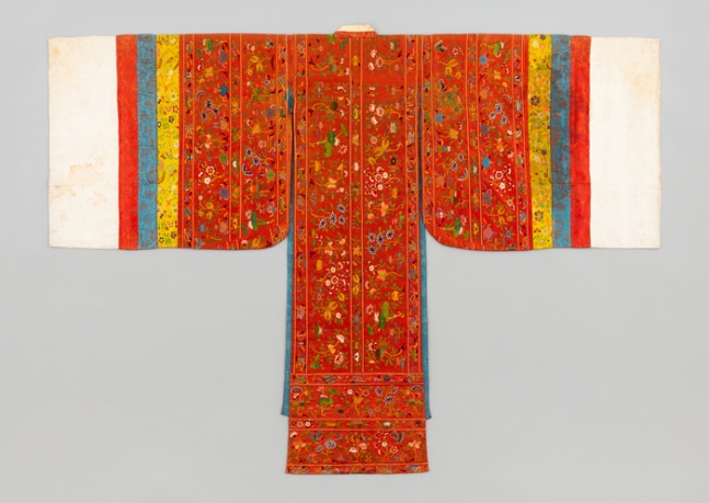 The back side of Princess Bok-on-gung's Hongjangsam. Provided by the National Heritage Administration
