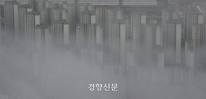 “기다리자”…매수심리 사그라든 주택시장