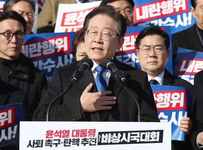 [속보]<b>이재명</b> “한동훈, 내란 동조 세력 되지 말라”