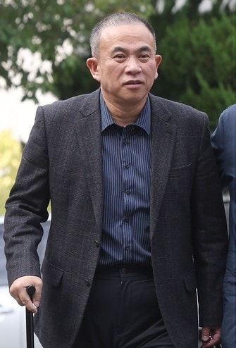 <b>검찰</b>, <b>명태균</b> ‘<b>황금폰</b>’ 확보...공천 개입 의혹 풀리나