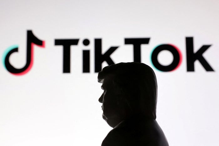트럼프 “<b>머스크</b>가 ‘<b>틱톡 인수</b>’ 원하면, 나도 열려 있다”