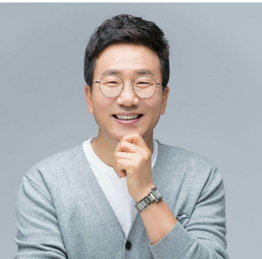 ‘<b>선우은숙</b> 친언니 <b>강제추행</b>’ 혐의 방송인 <b>유영재</b> 법정구속