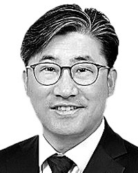 [경제직필]국가신용등급 추락 피할 수 있을까?