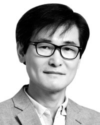 [정동칼럼]윤 대통령 석방과 민주당 ‘중도 보수론’