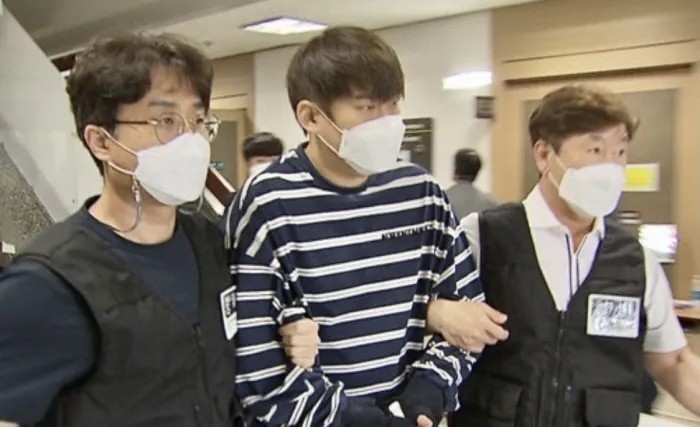 ‘승부조작’ 전 프로야구 투수 <b>윤성환</b>, 이번엔 <b>사기</b> 등 <b>혐의</b>로 징역 1년...