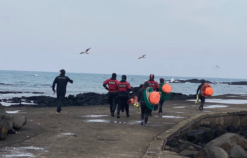 조난 사고 나면 긴급출동…제주 ‘해녀구조단’ 신설
