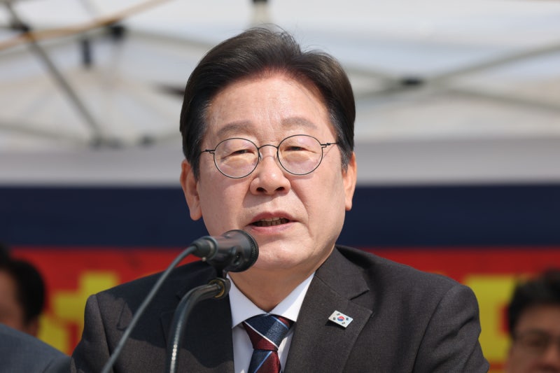 이재명 “승복은 <b>윤석열</b>이 하는 것”