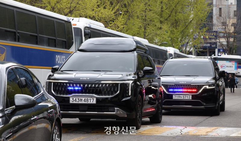 [사설]첫 재판부터 내란 부인한 ‘자연인 윤석열’, 철퇴 내려야