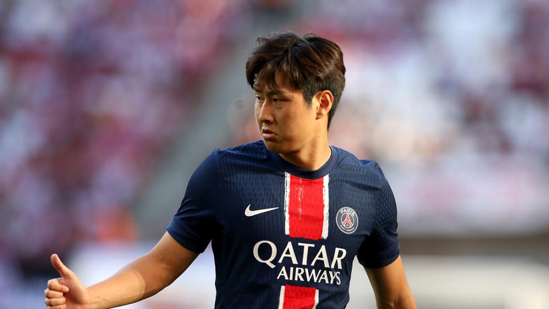 ‘2년 연속 챔스 4강’에도…시원하게 못 웃는 이강인