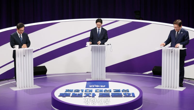 <b>이재명</b>, ‘<b>자본시장 활성화</b>’ 행보… 김동연은 여성계와 집담회
