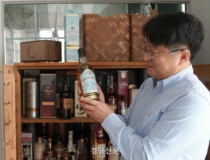 남극 대륙이 라벨에 새겨진 위스키 섀클턴.박 대표라면 이 한 병으로 밤새 이야기할 수 있을 것이다.