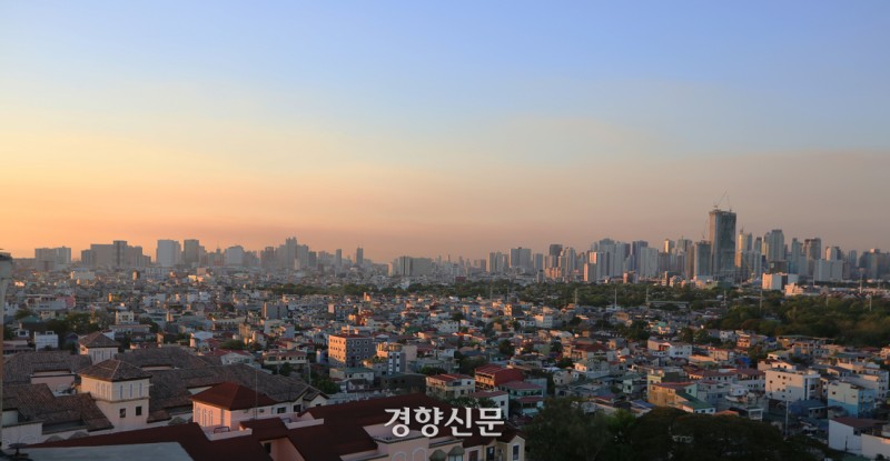 <b>필리핀</b>에서 <b>납치</b>된 <b>한국인</b> 3일 만에 무사히 풀려나