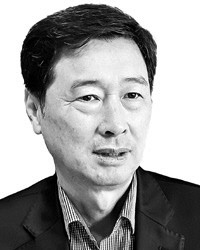 [이대근 칼럼]끝나지 않는 이야기