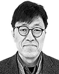 [정동칼럼]임기 단축보다 ‘임기 내 분권’