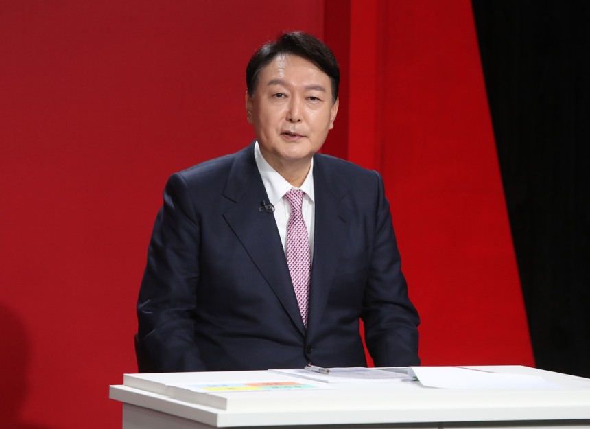 2021년 10월20일 대구 MBC에서 열린 국민의힘 대선 경선 후보자 대구·경북 합동토론회에 윤석열 후보가 발언하고 있다.연합뉴스