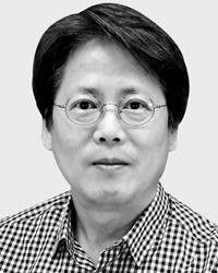 [세상 읽기]극우로부터 민주주의를 지켜내자