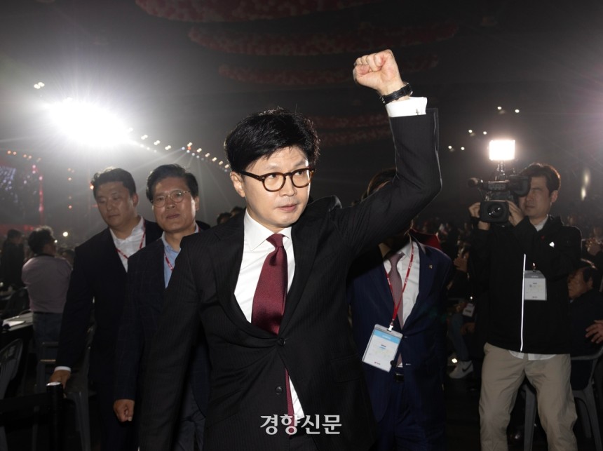 한동훈 국민의힘 대선 경선 후보가 3일 경기 고양시 킨텍스에서 열린 21대 대통령선거 후보자 선출을 위한 제5차 전당대회에 참석하고 있다. 국회사진기자단