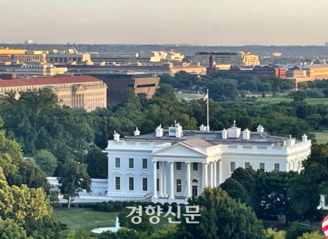 미국 워싱턴 백악관 전경.