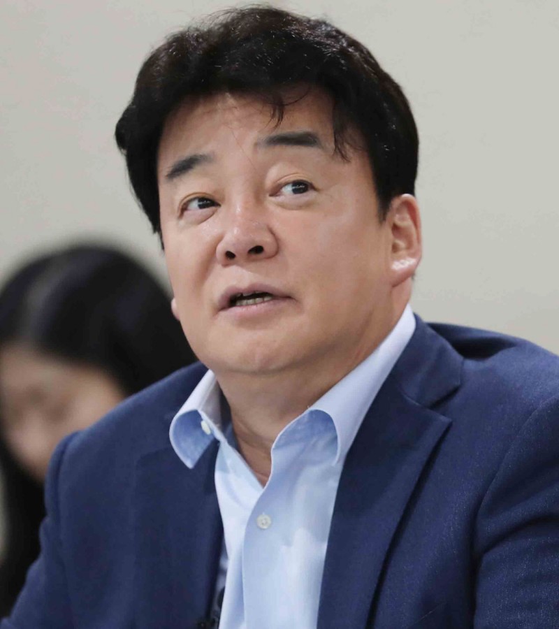 “상생” 빽다방, ‘아메리카노 500원’ 판매에 시민들 몰렸지만…가맹점 ‘반짝’ 옆 카페 ‘비명’ 알바는 ‘울상’