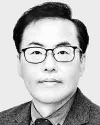 [역사와 현실]난세를 통과하는 법