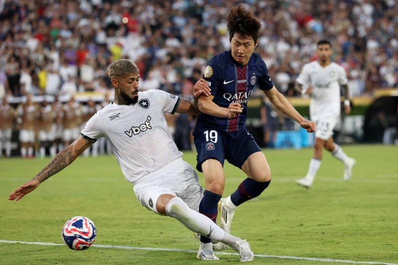 ‘유럽 챔피언’ PSG, <b>보타포구</b>에 0-1 충격패···<b>이강인</b>은 2경기 연속...
