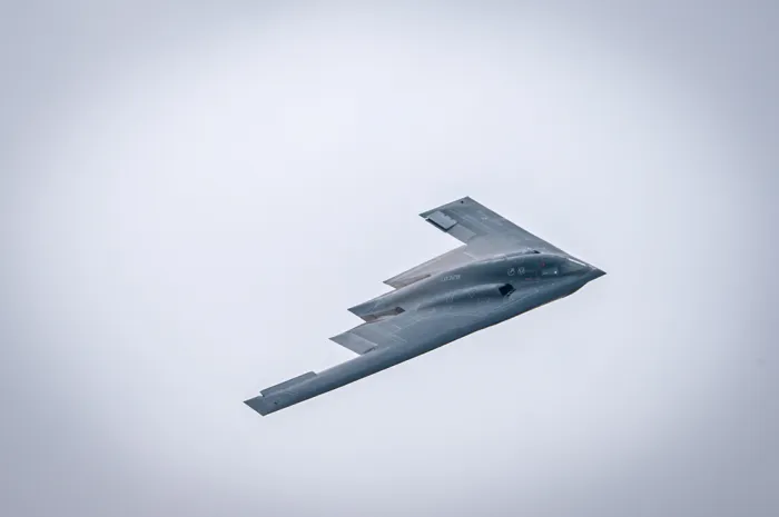 미국의 B-2 스텔스 폭격기. 지하 80~100미터 깊이에 묻힌 이란의 포르도 핵시설을 폭파할 수 있는 것으로 알려진 벙커버스터를 실어나를 수 있는 유일한 전투기이다. 로이터연합뉴스