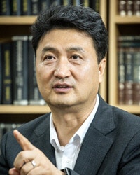 한국, 범정부 차원 ‘자주적 AI’ 생태 구축 땐 ‘AI 3대 강국’ 가능성 기대[기고]
