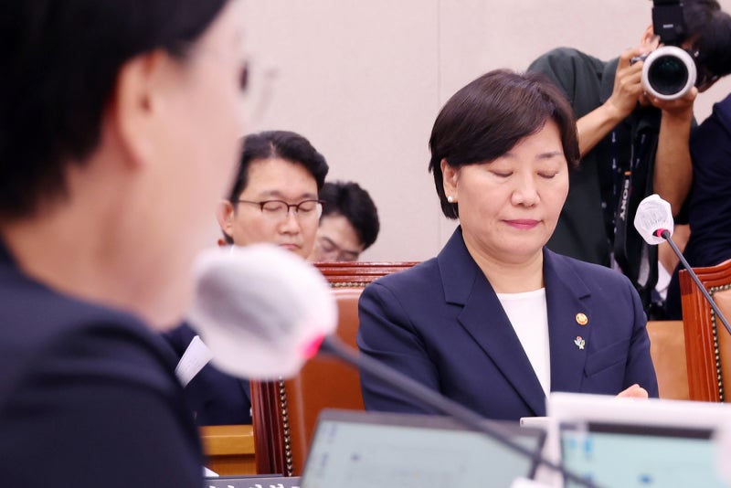 <b>송미령</b> “농업 4법 ‘농망법’ 표현에 사과…‘<b>희망법</b>’으로 만들겠다...