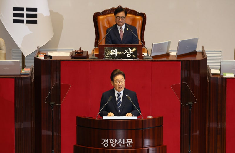 [전문]이 <b>대통령</b>, 국회 시정연설···“국민 삶 지키는 실용 정부”