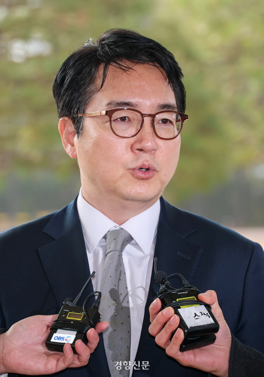 심우정 검찰총장이 지난 3월10일 서울 서초동 대검찰청 청사로 출근하고 있다. 이준헌 기자