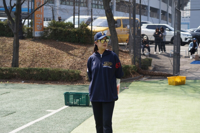 첫 단추 끼운 지 3년…여성들, 같이 야구합시다