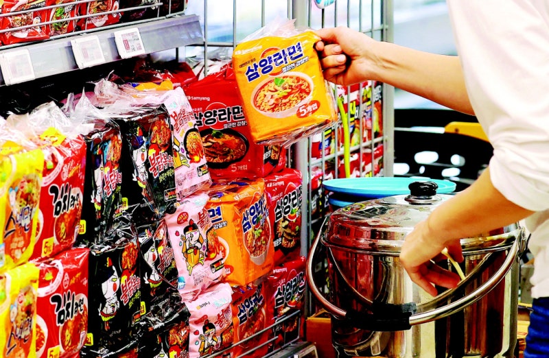 1년 새 각각 40% 넘게 ‘수출액 급증’…‘K라면 사랑’에는 미·중 갈등 없어요